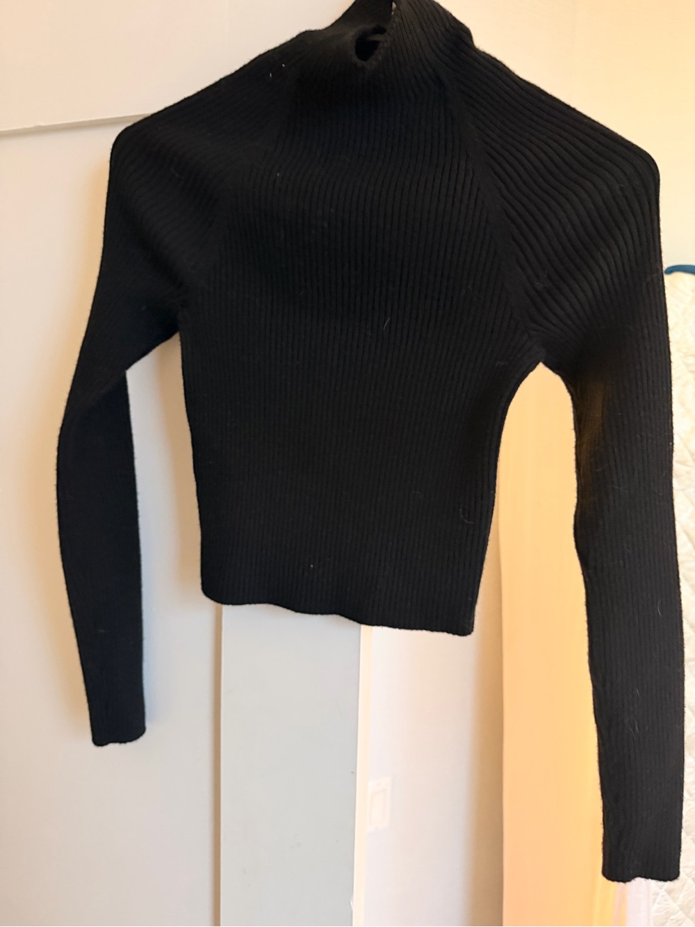 Alice & Olivia Mock-Neck Cropped Sweater Top